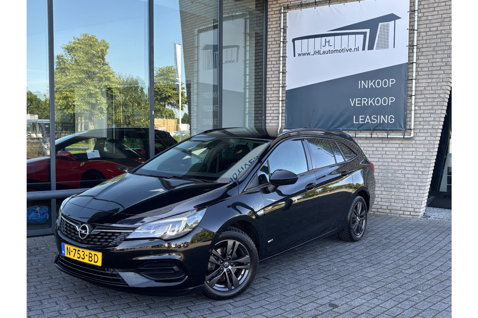 Opel Astra Sports Tourer 1.2 Design & Tech*NAVI*ECC*CRUISE*HAAK*CAMERA
